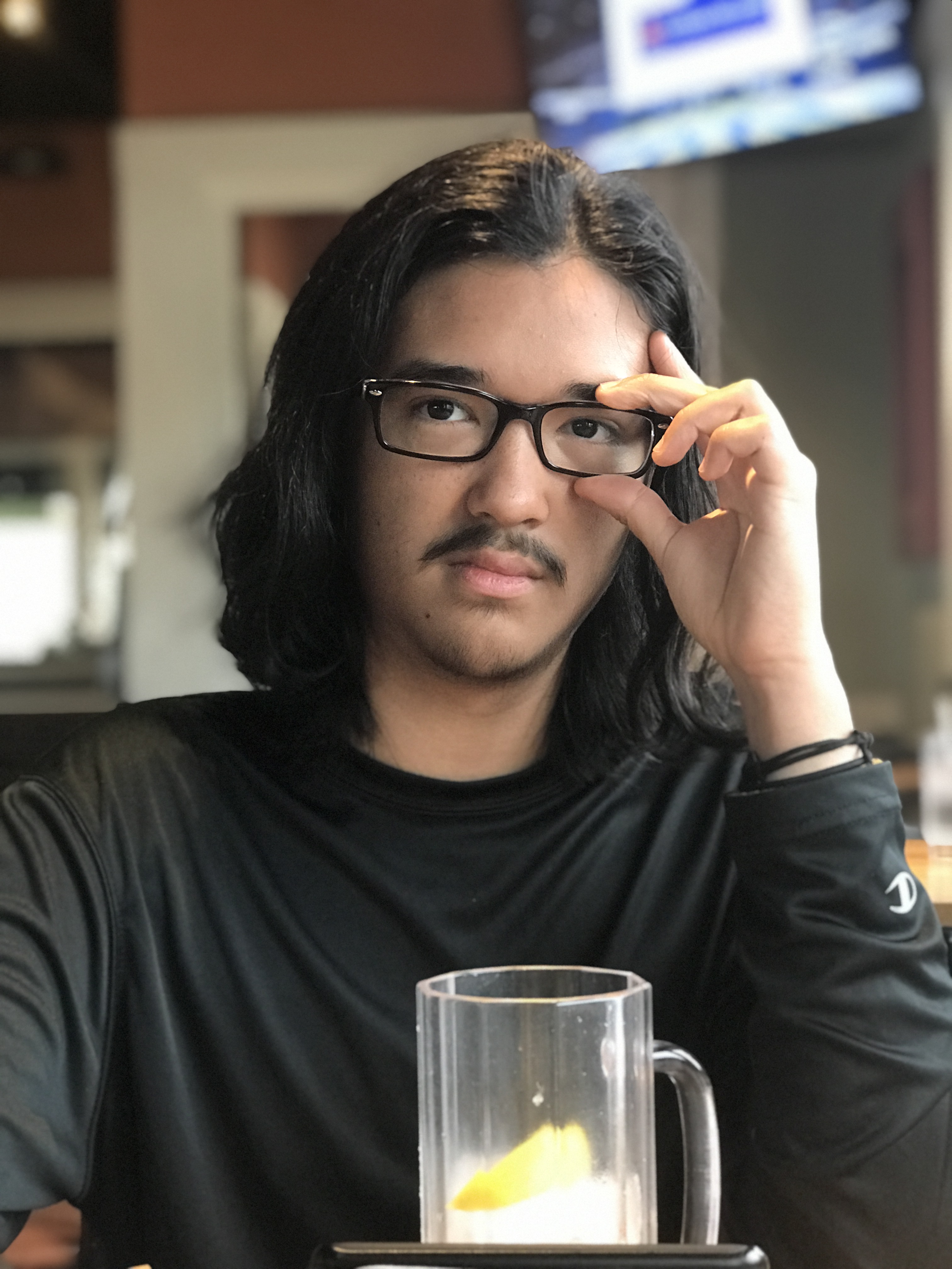 "OwO Hello there! This is a picture of me!"